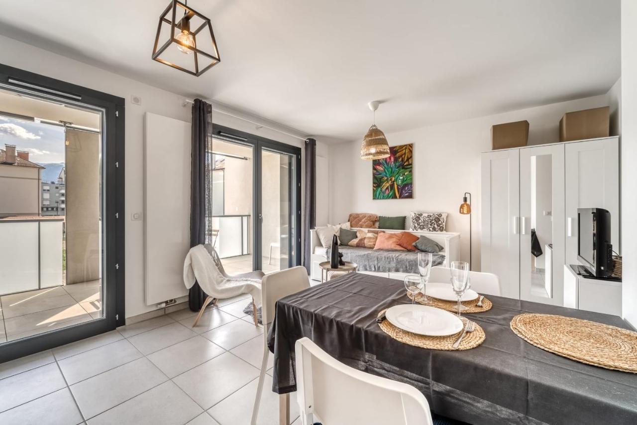 Emergence - Beautiful Studio For 2 People Balcony And Garage Annecy Ngoại thất bức ảnh